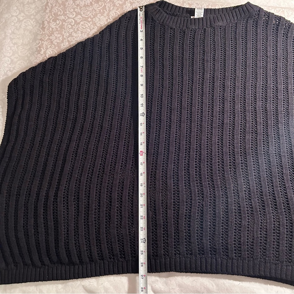 Garnet Hill ~ Black Linen & Organic Cotton Crochet Open Weave Poncho in OS - Picture 11 of 14